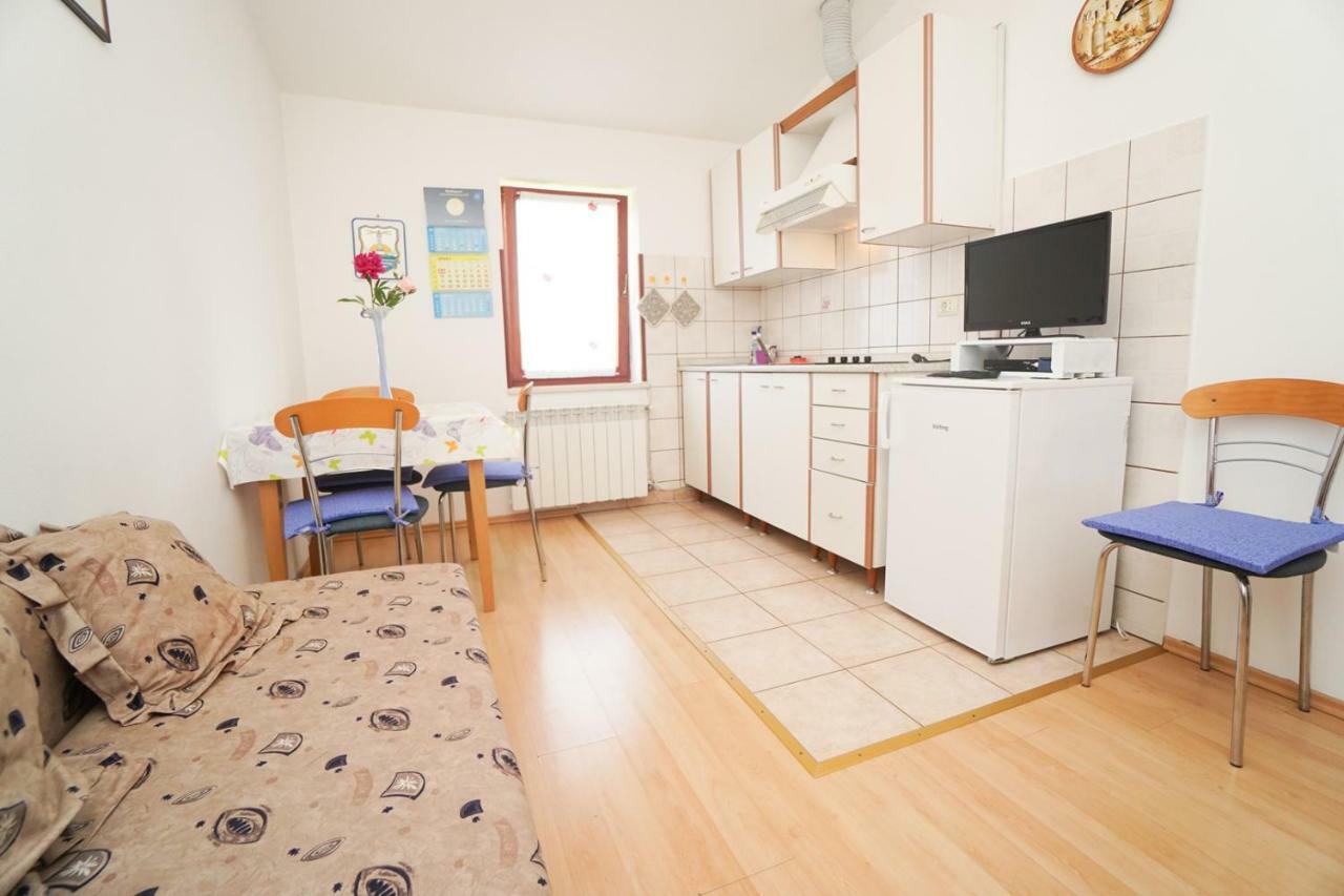 Apartment Sandra Умаг Экстерьер фото